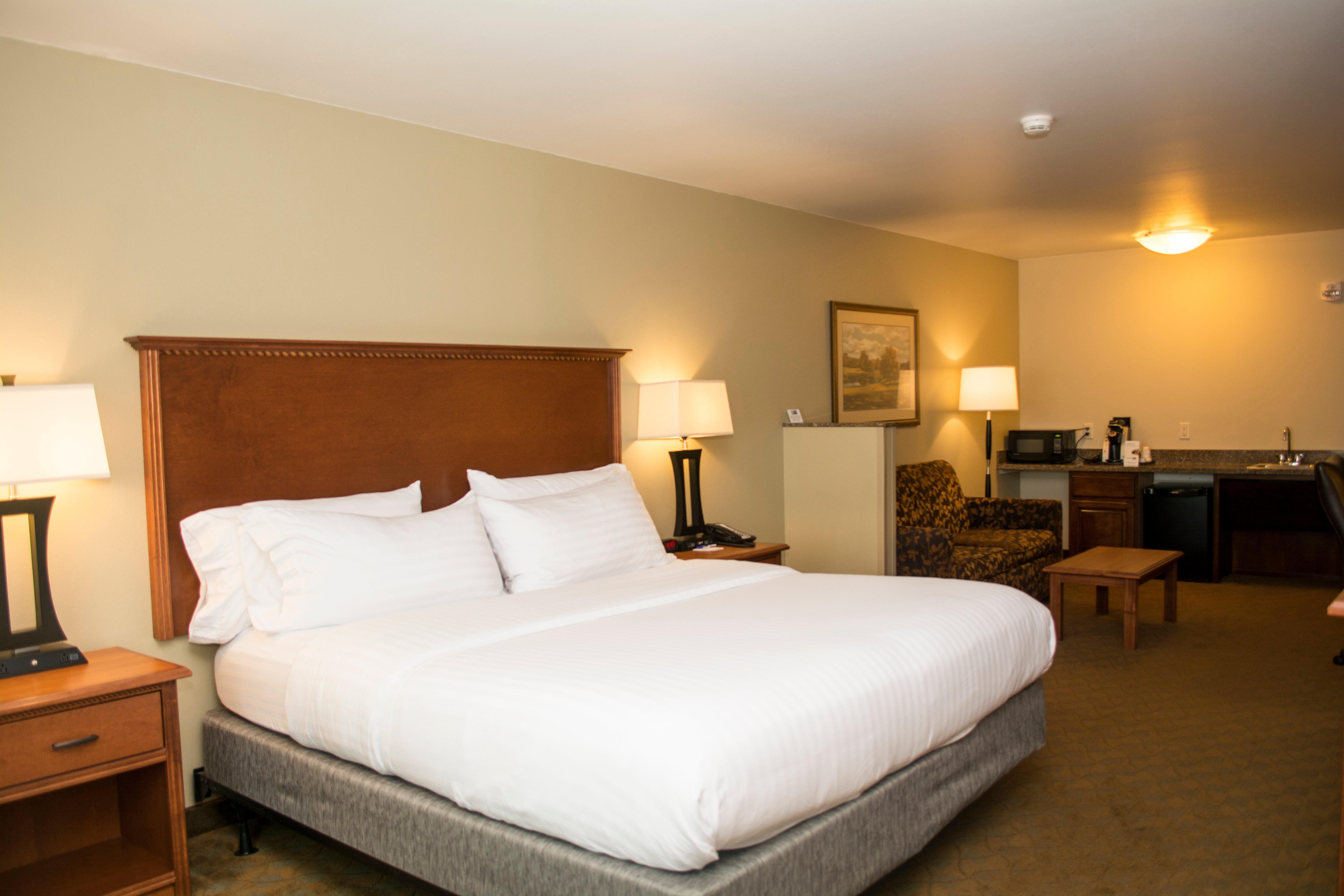 Holiday Inn Express & Suites - Mason City By Ihg Exterior foto